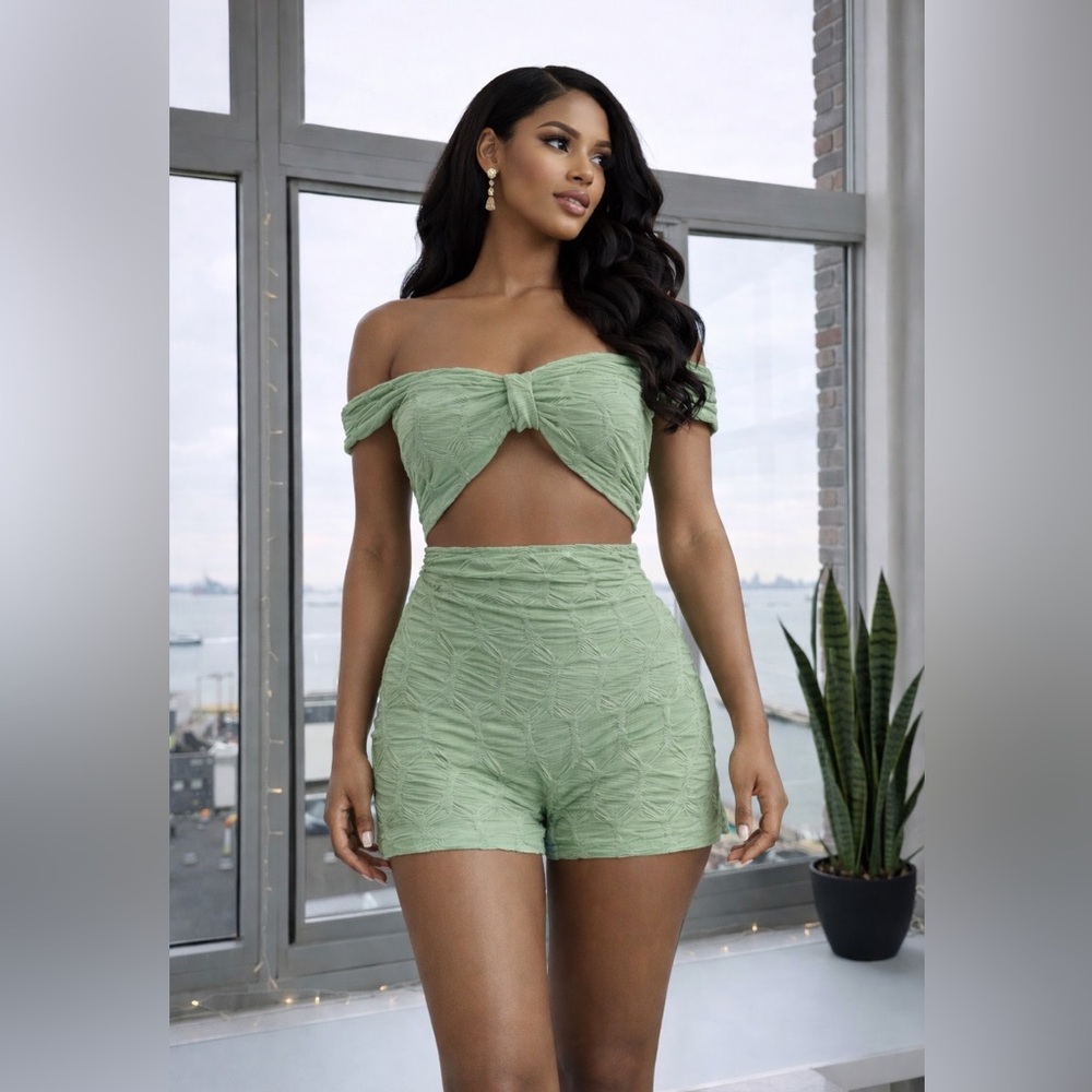 Sage Sculpt Luxe Set”